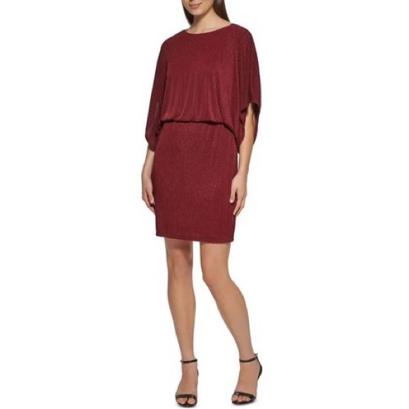Jessica Howard Dresses & Skirts - Jessica Howard Burgundy Mini Dress
